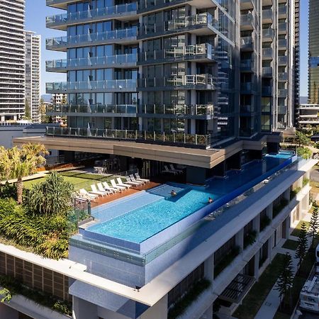 Ultiqa Signature At Broadbeach Gold Coast Exterior photo