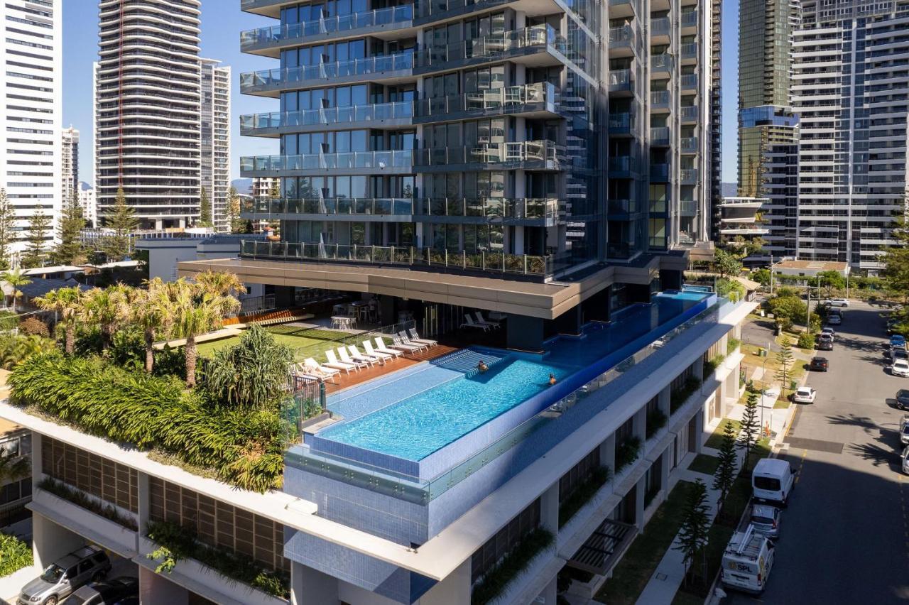 Ultiqa Signature At Broadbeach Gold Coast Exterior photo