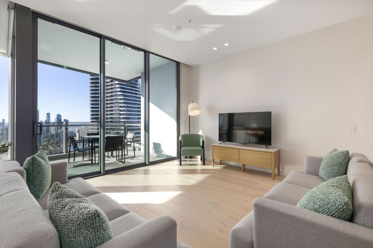 Ultiqa Signature At Broadbeach Gold Coast Exterior photo